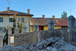 Braida de Dottori, Ronchi dei Legionari, costuita con i blocchi ponte romano di Ronchi